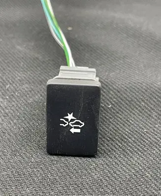 Toyota Auris E180 Other switches/knobs/shifts R15B424