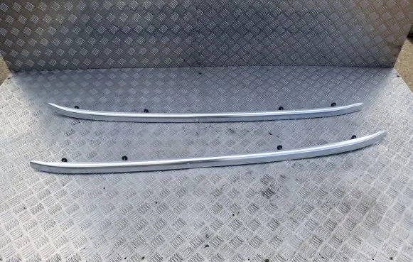 Roof bar rail