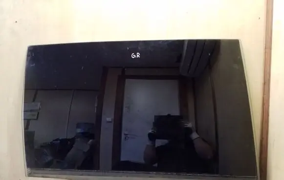 Volkswagen Sharan Sliding door window/glass 
