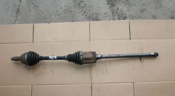 BMW X5 E70 Front driveshaft 7553946