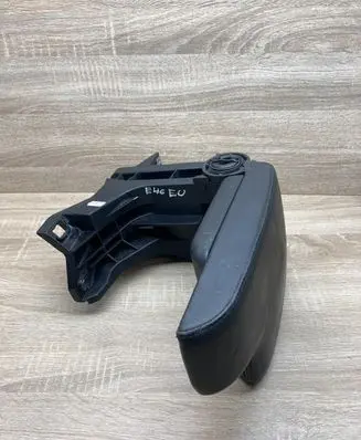 BMW 3 E46 Armrest 8213678