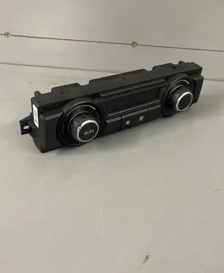 BMW X5 E70 Climate control unit 9129014 20197007 900251870003