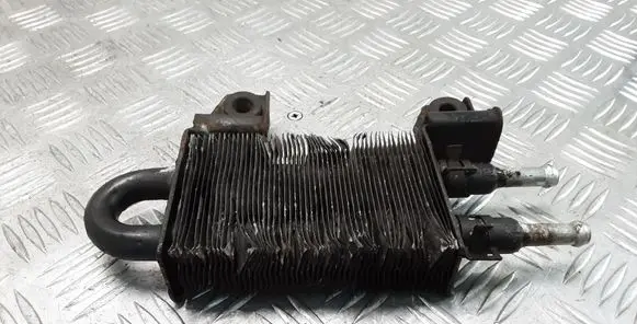 KIA Sportage Oil filter mounting bracket