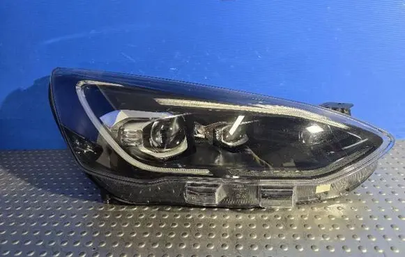 Ford Focus Headlight/headlamp JX7B-13E016-AJ