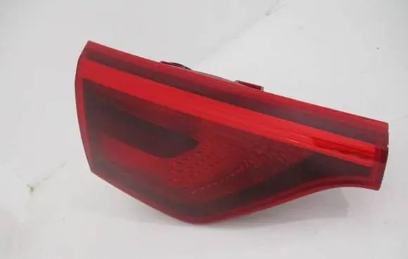 KIA Sportage Tailgate rear/tail lights 92405F10