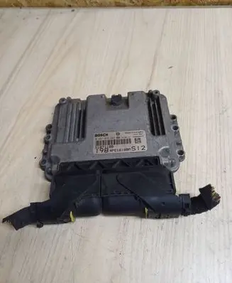 Fiat Bravo Engine control unit/module 0281016203 51871188 4PE161BBM