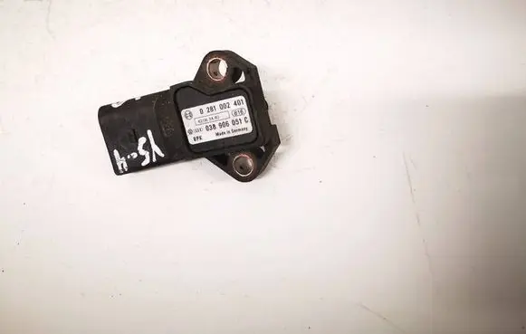 Skoda Octavia Mk2 (1Z) Air pressure sensor 0281002401
