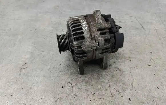 Renault Modus Generator/alternator 8200429898