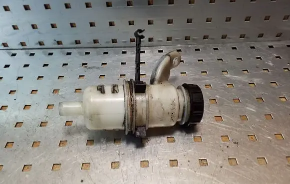 Citroen C5 Power steering fluid tank/reservoir
