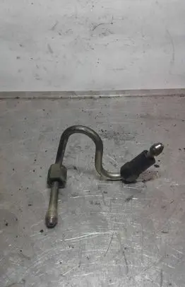 Mazda 6 Fuel injector supply line/pipe 