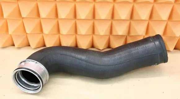 Mercedes-Benz ML W164 Intercooler hose/pipe MB1645280382