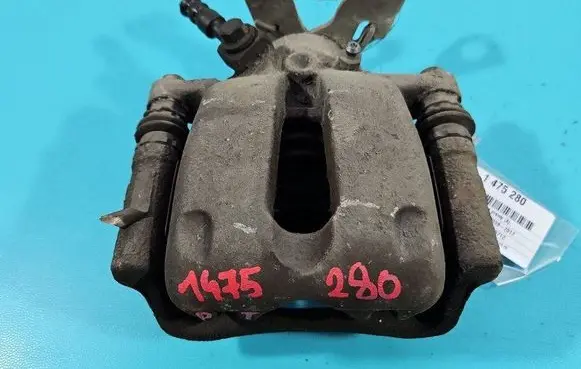 Rear brake caliper