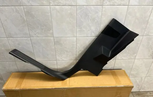 Ford Ranger IV Rear sill trim cover N1WB-E31006-A