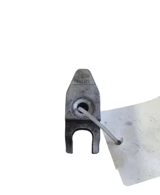 Opel Astra K Fuel Injector clamp holder 1087983 85152