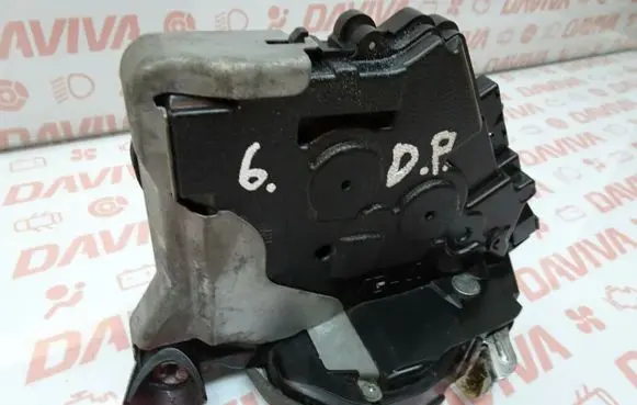 Lexus GS 300 400 430 Front door lock