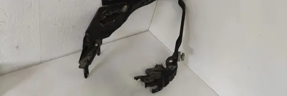 Mercedes-Benz CLS C219 Side radiator support slam panel A2196200328 2196200328