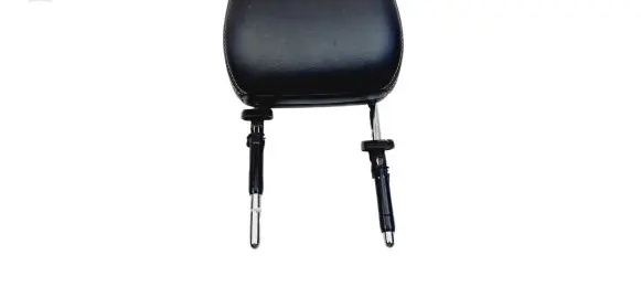 Ford Escape IV Front seat headrest 