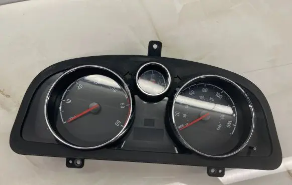 Opel Antara Speedometer (instrument cluster) 95283809 130524 00006311