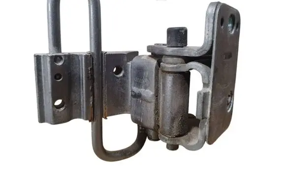 Audi A8 S8 D3 4E Rear door lower hinge 4E0833411