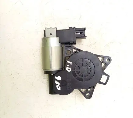 Mazda 3 I Front door window regulator motor G22C5858X PWRP5PA CM011750