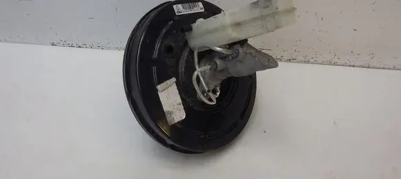 Renault Megane III Brake booster 472100005R