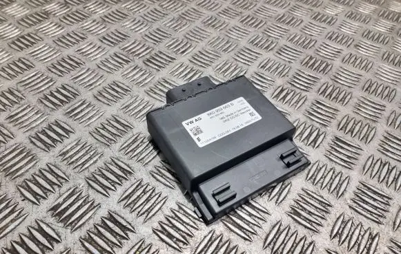 Audi A4 S4 B8 8K Voltage converter/converter module 8K0959663B 111004109 8K0959663
