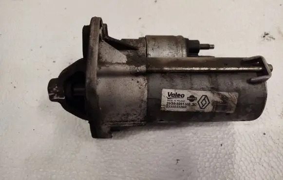Nissan Qashqai Starter motor 233003329R 29333261MB