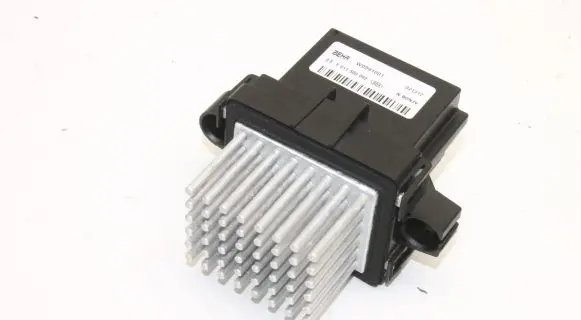 Chrysler 300C Heater blower motor/fan resistor F011500092 W0591001