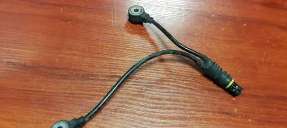 Detonation knock sensor