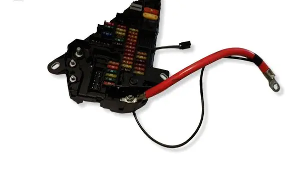 BMW 5 F10 F11 Fuse module 6906588