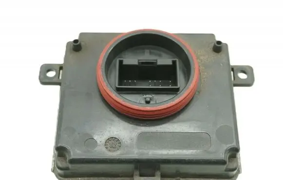 Audi A5 8T 8F Voltage converter/converter module 4G0907397D