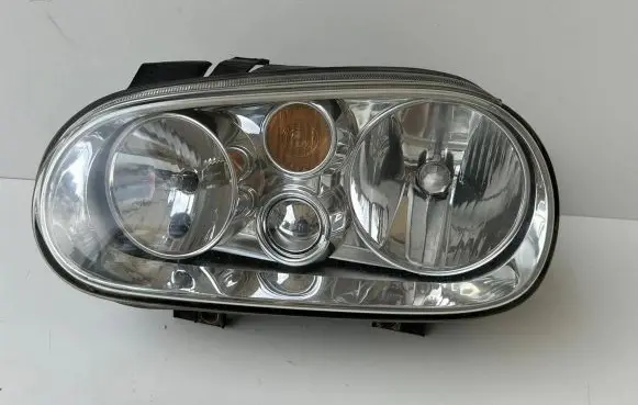 Volkswagen Golf IV Headlight/headlamp 1J1941015B