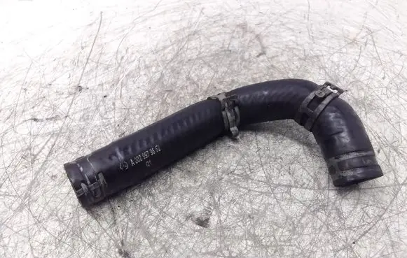 Mercedes-Benz R W251 Engine coolant pipe/hose A0029979652