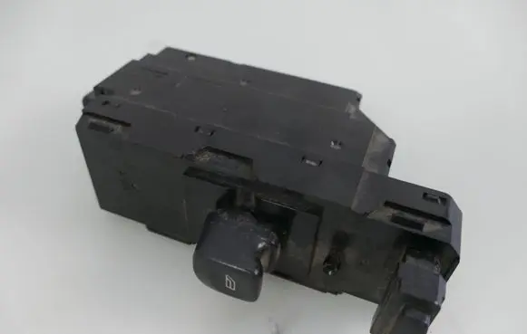 Volvo S60 Electric window control switch 30658147 03W244 MP246100146