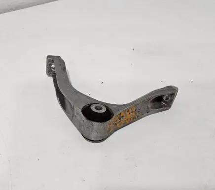 Porsche Cayenne (9Y0 9Y3) Engine mounting bracket 9Y0199353 9Y0199352