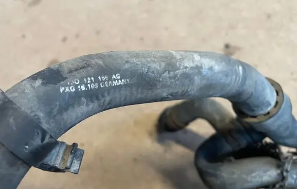 Audi TT Mk1 Engine coolant pipe/hose