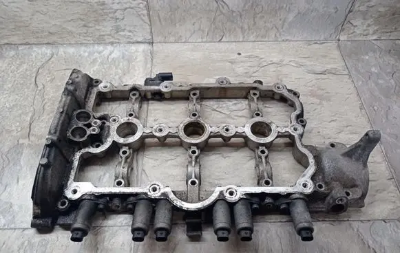 Audi Q5 SQ5 Other cylinder head part 06E103285