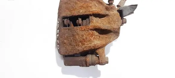 Volkswagen Golf III Front brake caliper