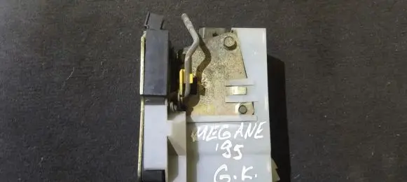Renault Megane I Rear door lock