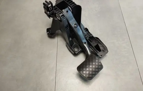 Audi Q3 F3 Brake pedal 5Q1723058BP