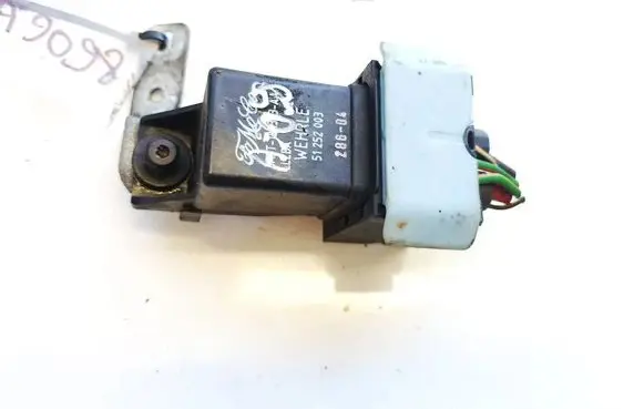 Glow plug pre-heat relay