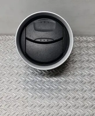 Ford Fiesta Dash center air vent grill W11305