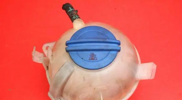 Volkswagen Cross Touran I Coolant expansion tank/reservoir 1K0121407AA