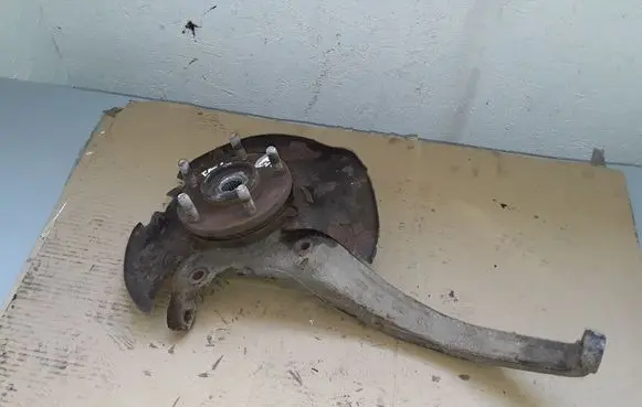 Hyundai Sonata Front wheel hub NOCODE