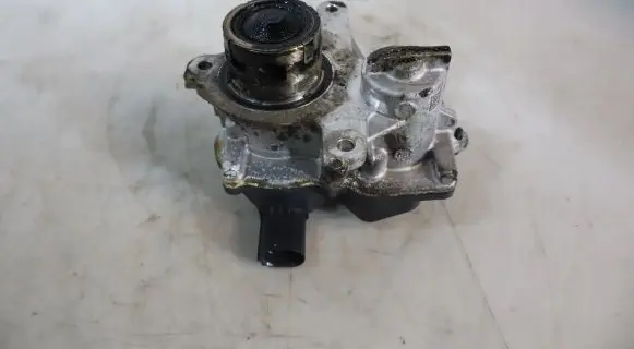 Volkswagen Caddy EGR valve