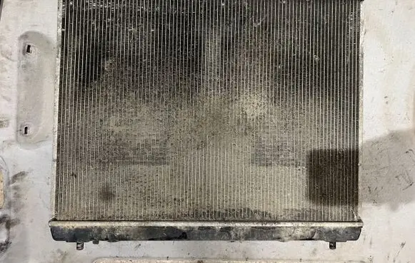 Mitsubishi Pajero Coolant radiator