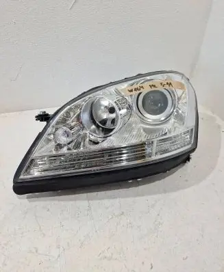 Mercedes-Benz ML W164 Headlight/headlamp 1648204861 20B422052B 13184