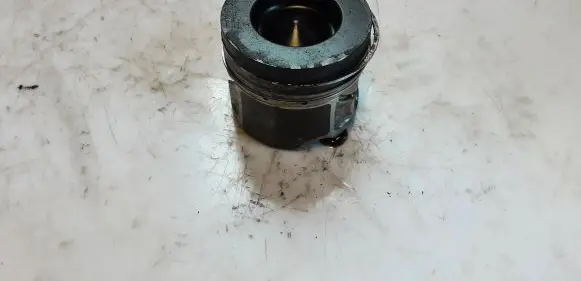 Audi A6 S6 C7 4G Piston 8372N 4R2
