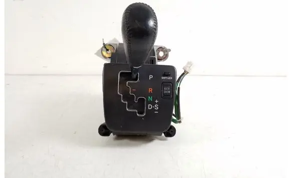 Lexus RX 330 - 350 - 400H Gear shifter/selector 33560-48120