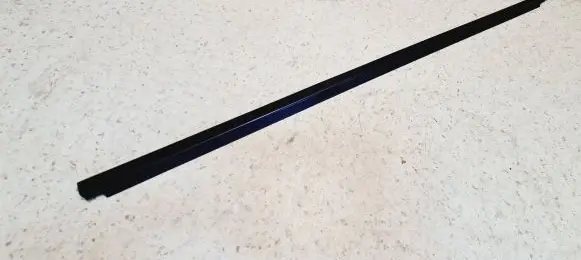 Volkswagen Sharan Front door glass trim molding